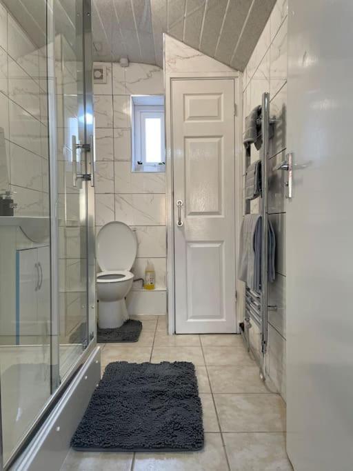 Modern 1 Bed Apartment In The City Centre Of ダービー エクステリア 写真